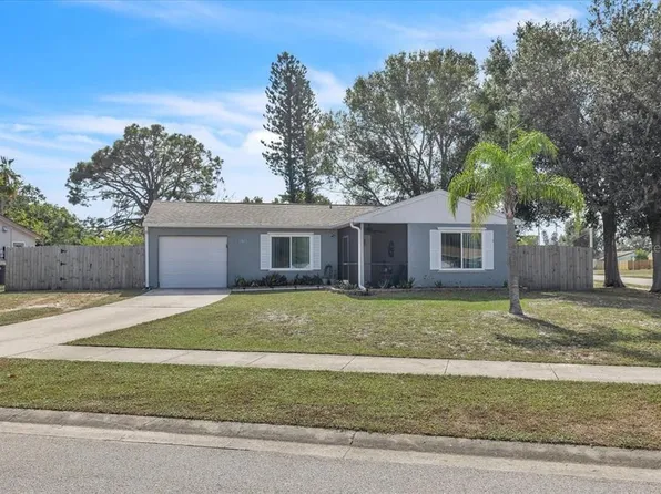 5895 Spearman Cir, North Port, FL 34287