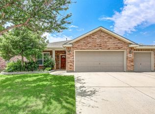 13109 Fencerow Rd, Fort Worth, TX 76244