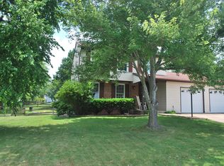 2307 Darius Ln, Reston, VA 20191