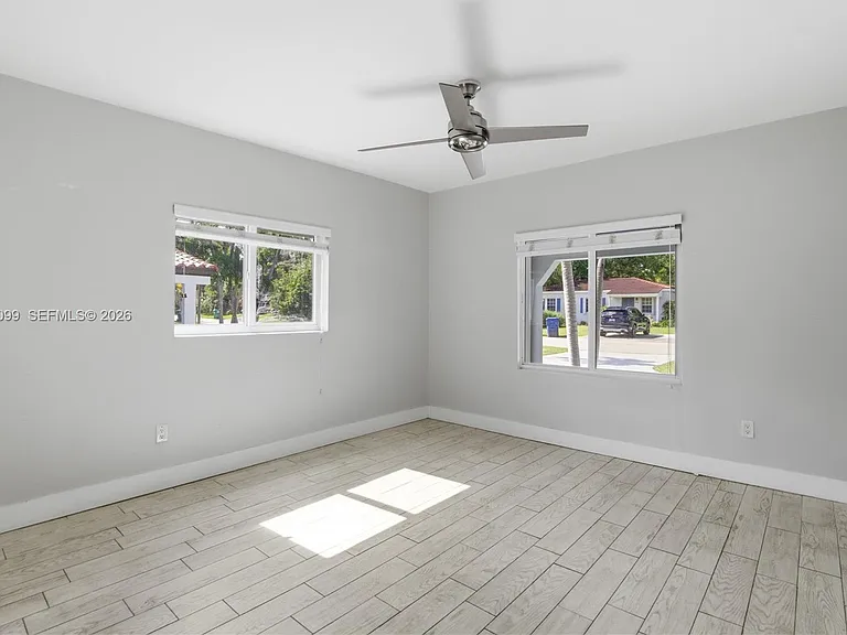 6511 SW 44th St — Photo 19