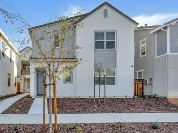 2364 Garden Farms Ave, Lathrop, CA 95330