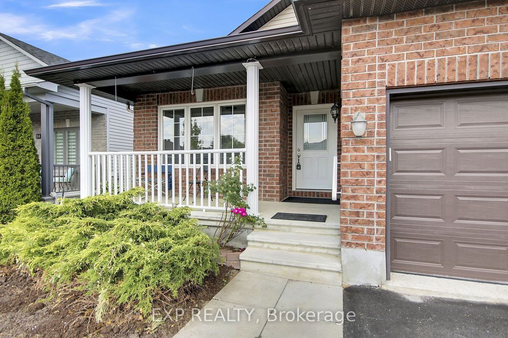 141 Sadler Dr, Mississippi Mills, ON - View 3