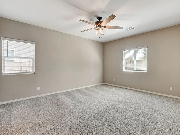 7858 Romulan St — Photo 37
