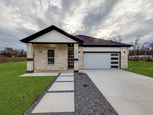 308 Dixon St, Terrell, TX 75160