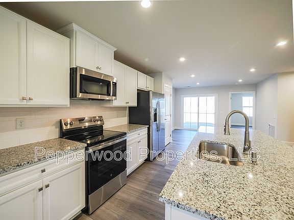 3rd image of 4280 Joplin Ct
