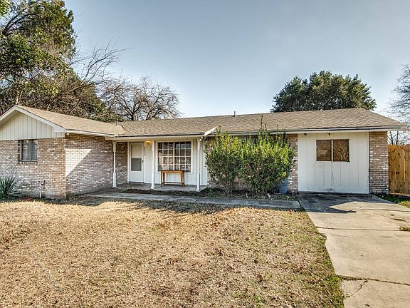 3rd image of 8030 Campfire Ln