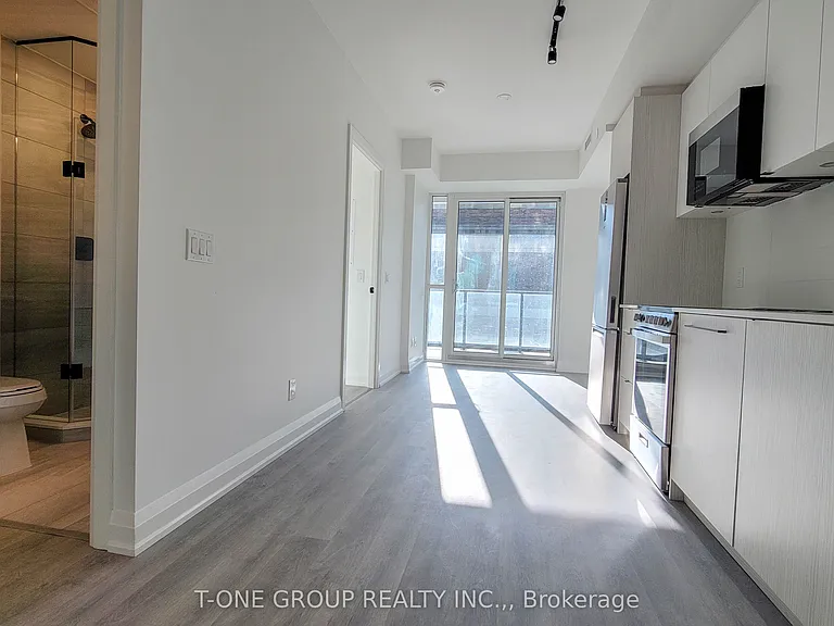 2369 Danforth Ave #318 — Photo 3