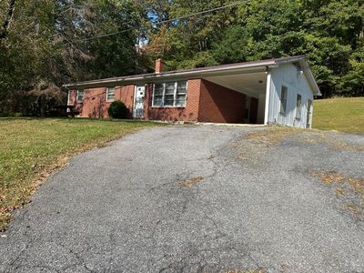 427 Blackberry Ln, Galax, VA, 24333