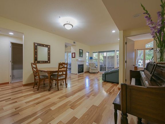 3rd image of 268 Blue Bonnet Ln #216