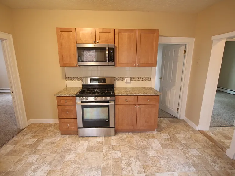 33 Harvard St #1 — Photo 10