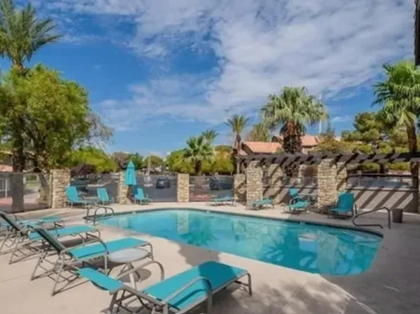 2605 S Durango Dr APT 202, Las Vegas, NV 89117