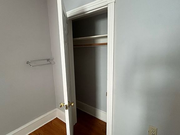 4th image of 4233 Baltimore Ave #5