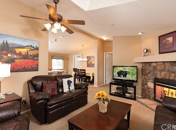 4th image of 855 Ash Ln