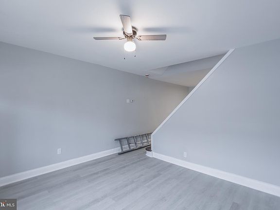 2nd image of 31 S Sussex St
