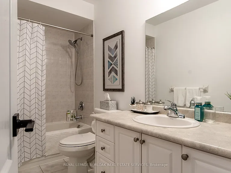 7 Trent Ave — Photo 13