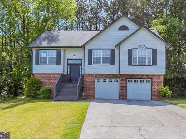 1202 W Briar Gate Ct, Riverdale, GA 30296