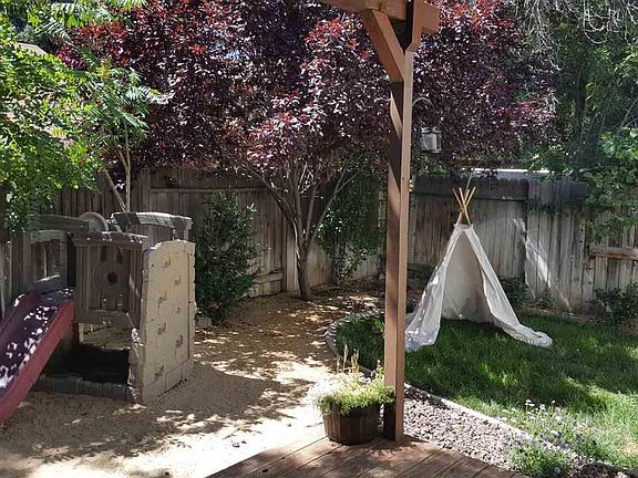 4th image of 2140 Woodhaven Ln