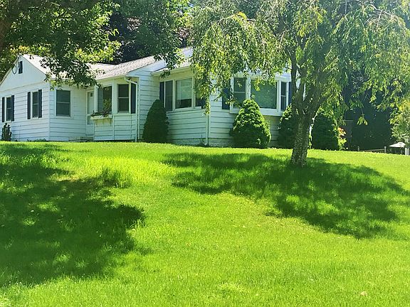 2nd image of 6 Clearview Dr