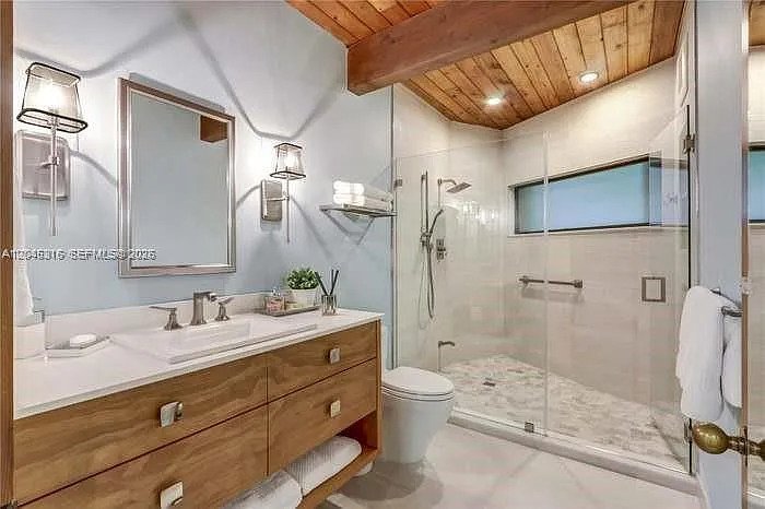 8925 SW 102nd Ter — Photo 37