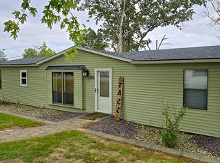 1918 Dunbar Ln, Centralia, IL 62801