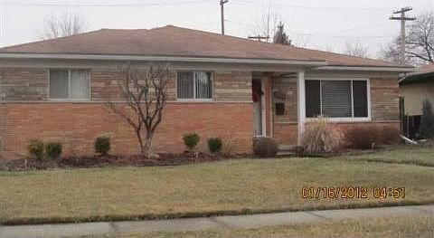 1st image of 21320 Violet St