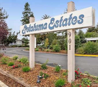 6 N Napa Drive, Petaluma, CA, 94954