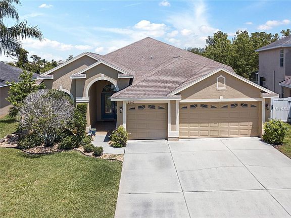 2nd image of 2542 Eagle Crest Ct