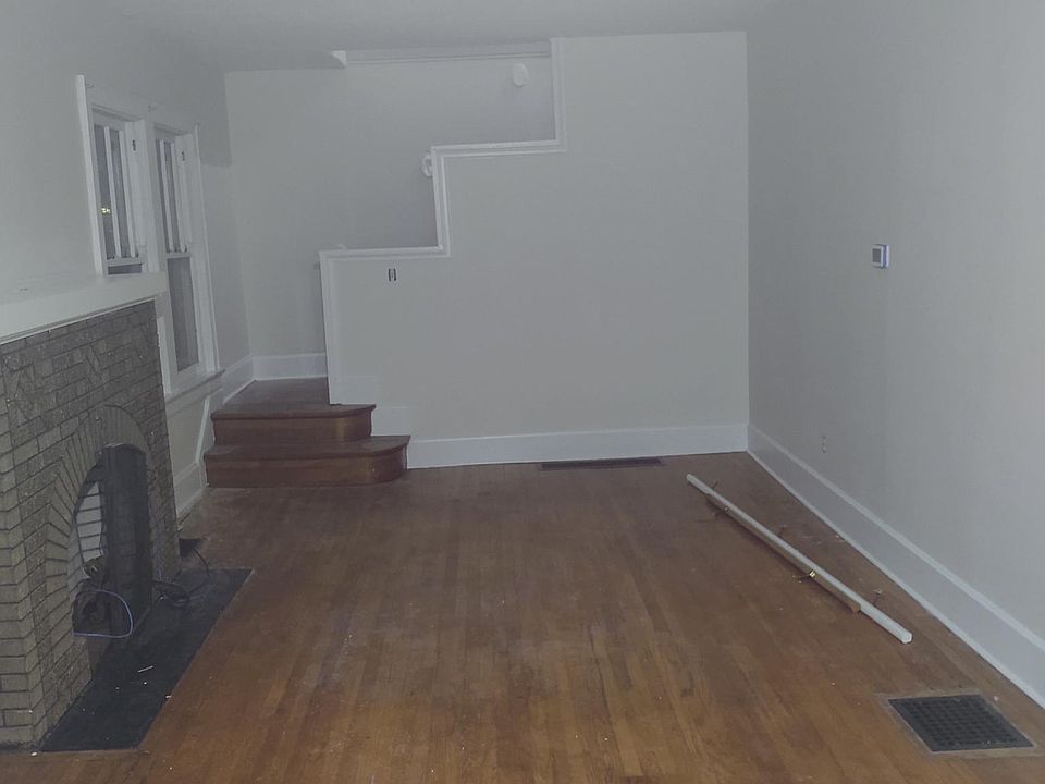 2nd image of 27 Garrison Ave
