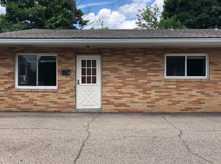 911 Hamilton St APT 5, Pekin, IL