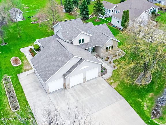 2nd image of 4808 Crystal Creek Dr