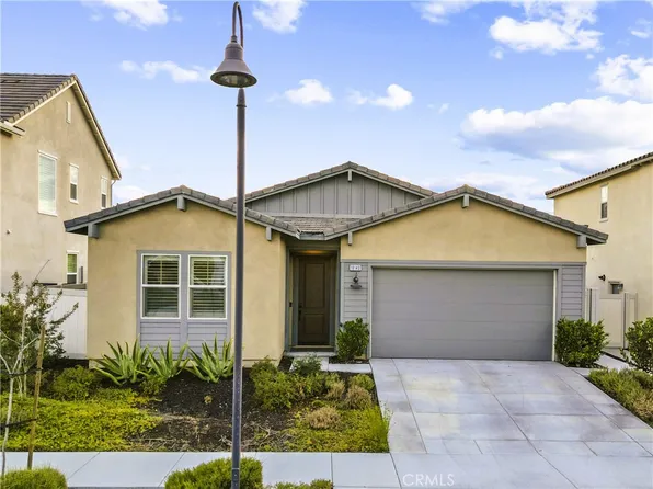 18140 Luna Way, Canyon Country, CA 91350