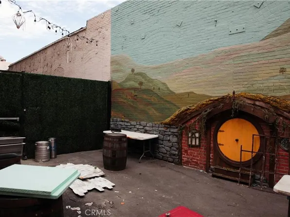 6379 Hollywood Blvd #11, Los Angeles, CA 90028