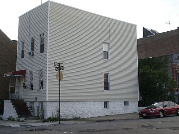 2nd image of 3649 Barnes Ave