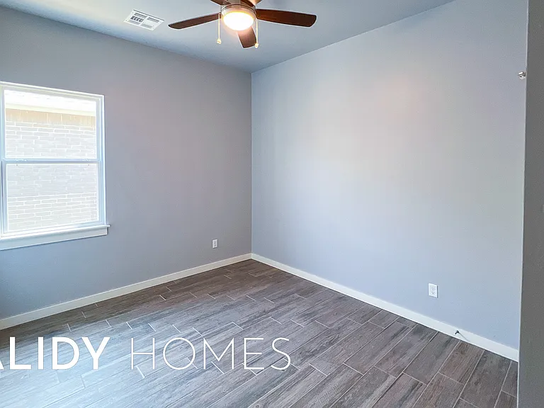505 Remington Ave — Photo 27