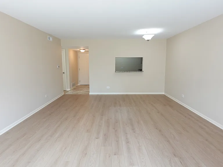 1265 N Sterling Ave #109 — Photo 13