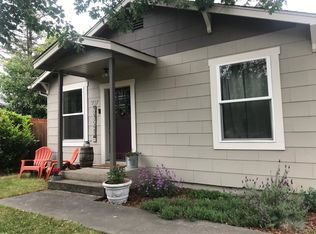 937 NE Savage St, Grants Pass, OR 97526