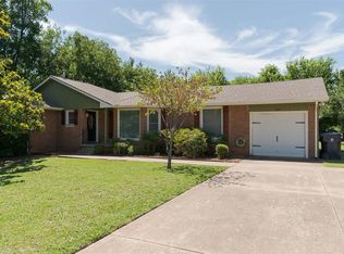 922 NE 71st St, Oklahoma City, OK 73105