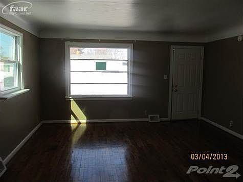 5th image of 4338 Bennett Dr
