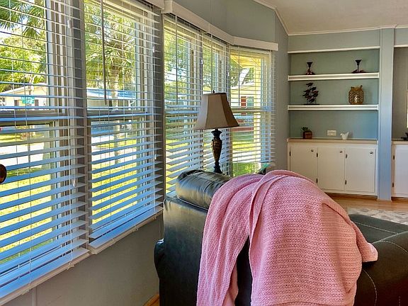 4th image of 5788 Scarborough Ln #5