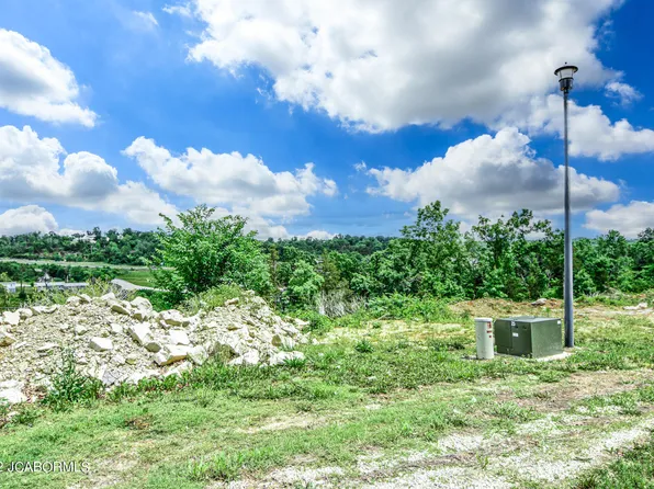 3403 Cody Dr, Jefferson City, MO 65109