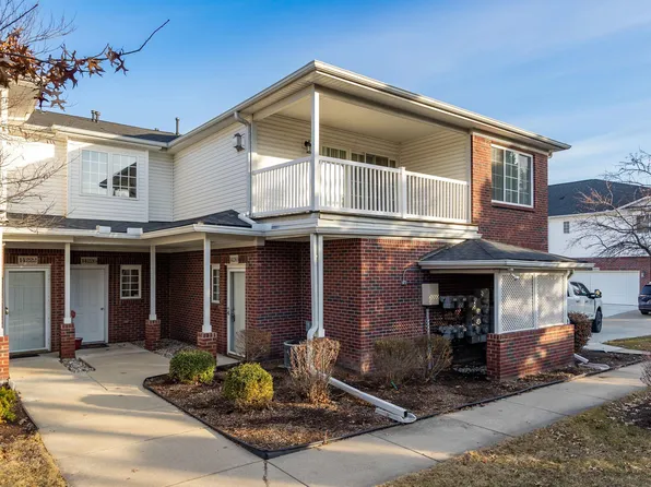 14230 Moravian Manor Cir, Sterling Heights, MI 48312