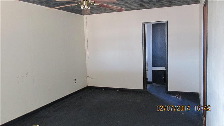 1st image of 1015 E Cardwell St