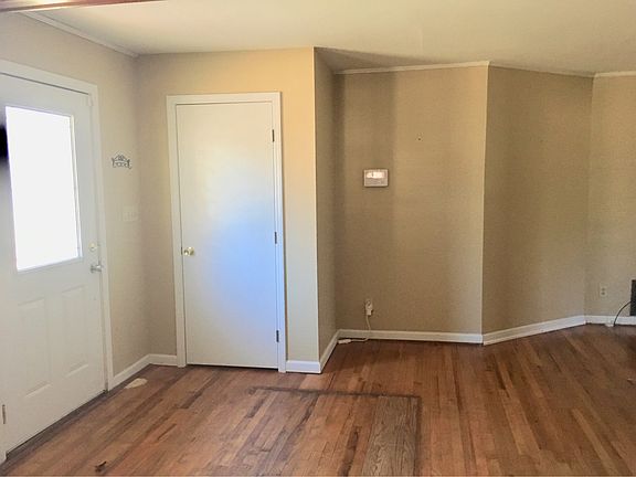 4th image of 3600 12th St E