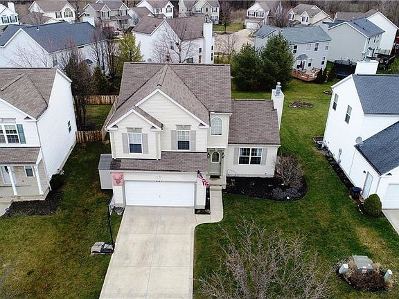 3rd image of 947 Chadwick Ln