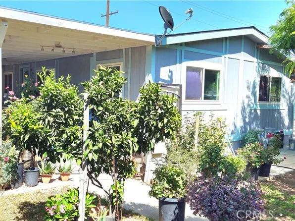 3107 Lake View Dr, Perris, CA 92571