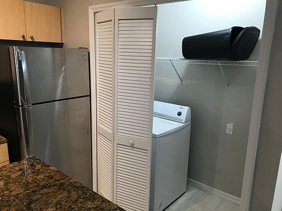 3rd image of 1675 Lakemont Ave APT 307