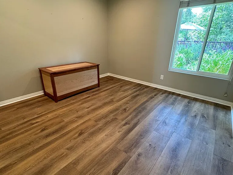 99 Castillian Ave — Photo 16
