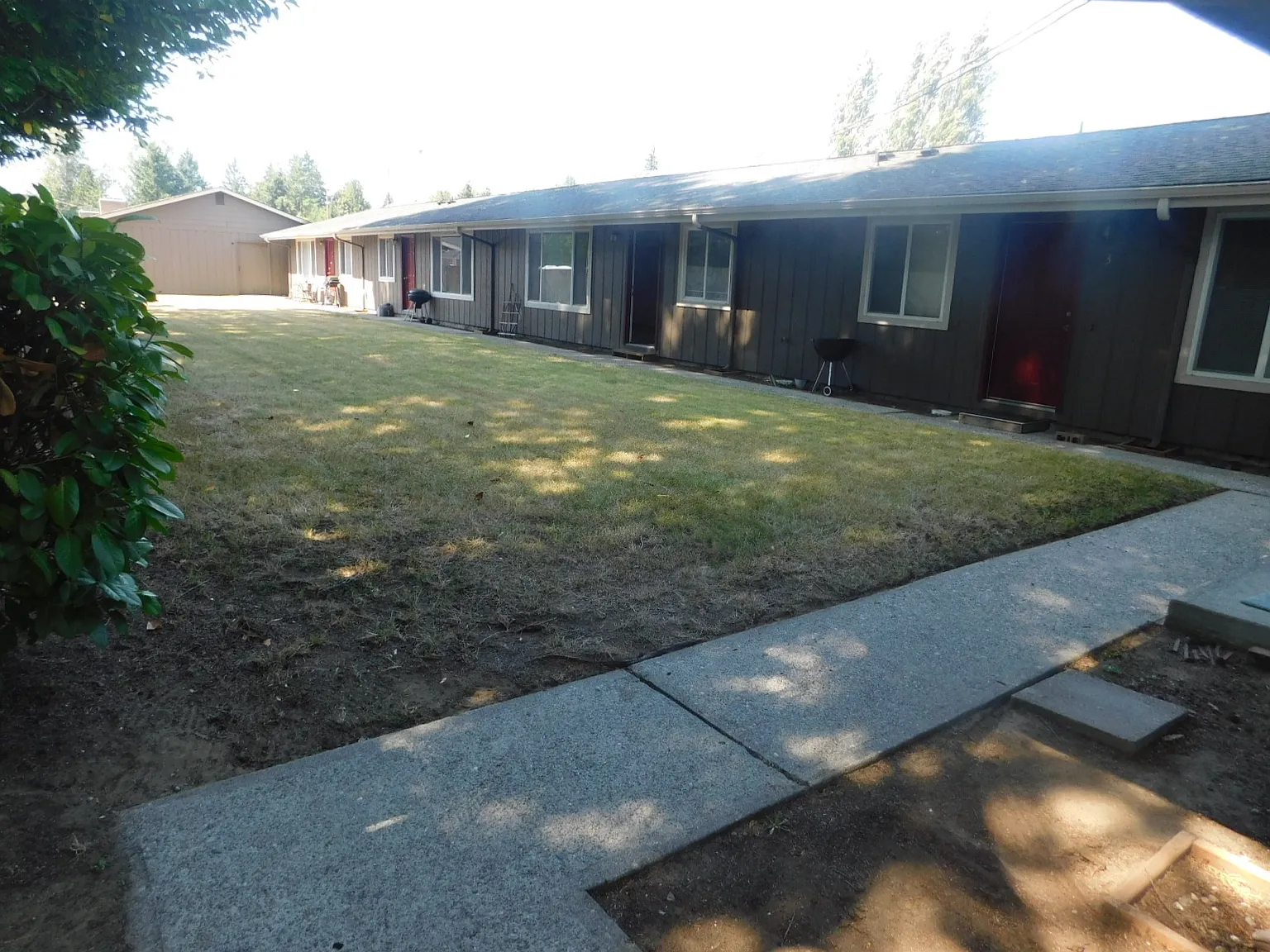 1207 Beach Ave - 2 — Photo 2
