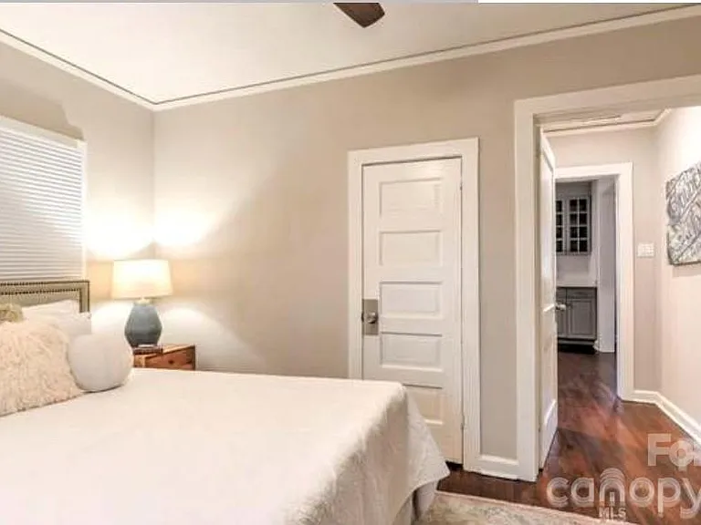 3224 Rogers St — Photo 14