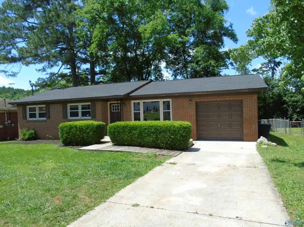 4800 Lumary Dr NW, Huntsville, AL 35810